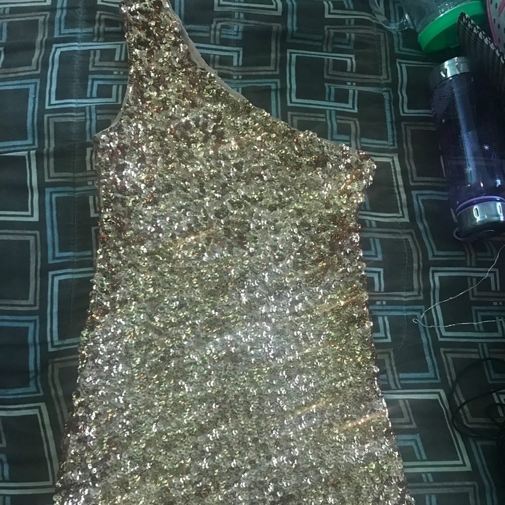 short one shoulder dress
